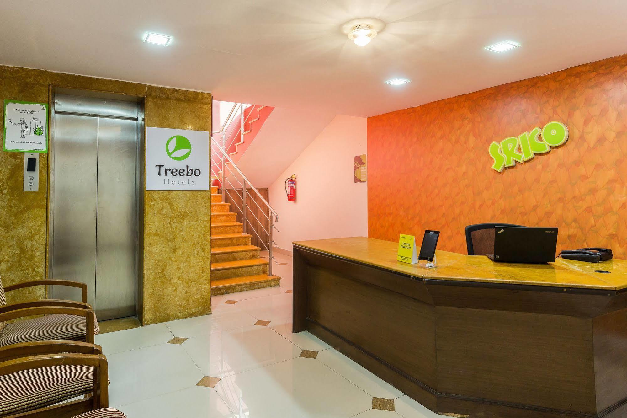 Hotel Treebo Srico, Banjara Hills Hyderabad Esterno foto